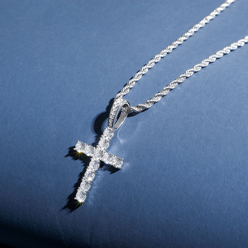 Collar con Colgante de Cruz de Circonita para Hombre