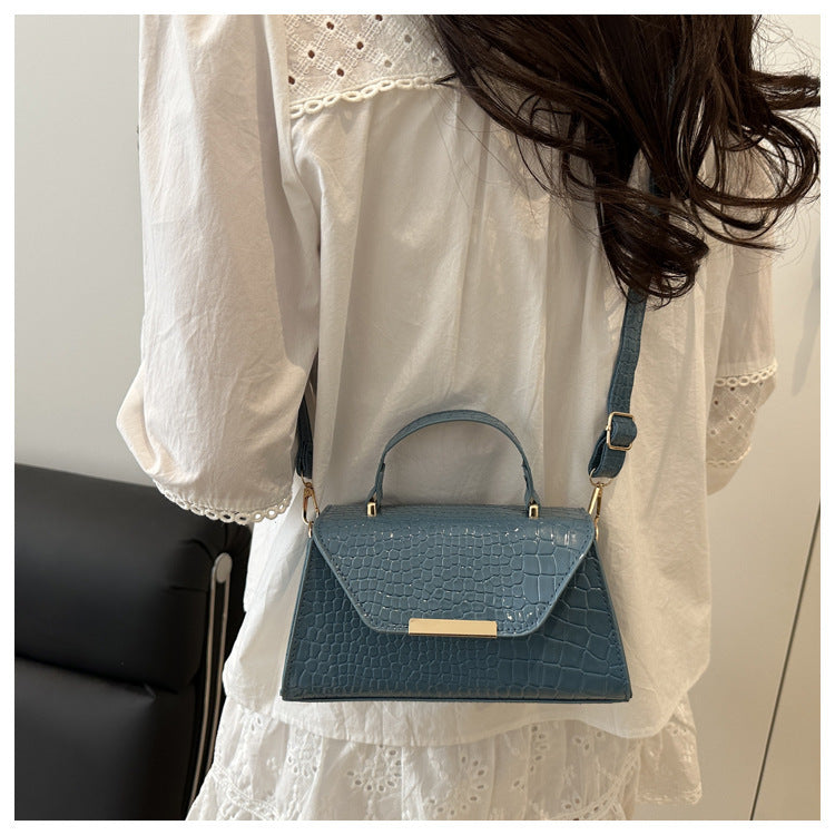 Bolso cuadrado pequeño de PU con estampado de cocodrilo