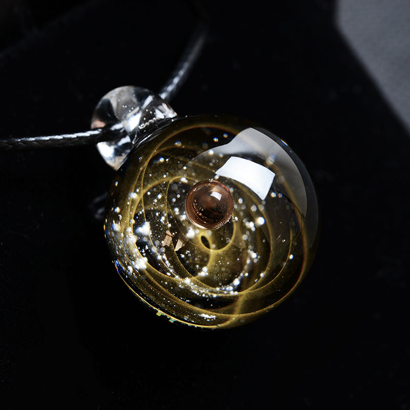 Colgante Cósmico de Esfera de Cristal (Sin Cadena)