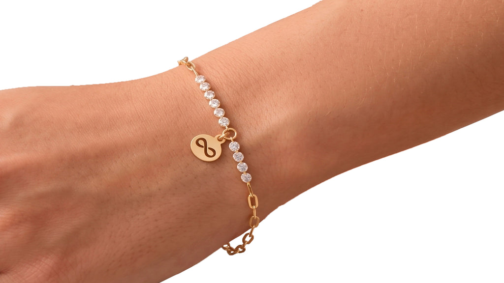 Pulsera Infinito de Plata con Baño de Oro y Circonitas Brillantes