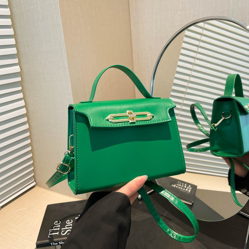 Bolso cuadrado pequeño de PU en color liso