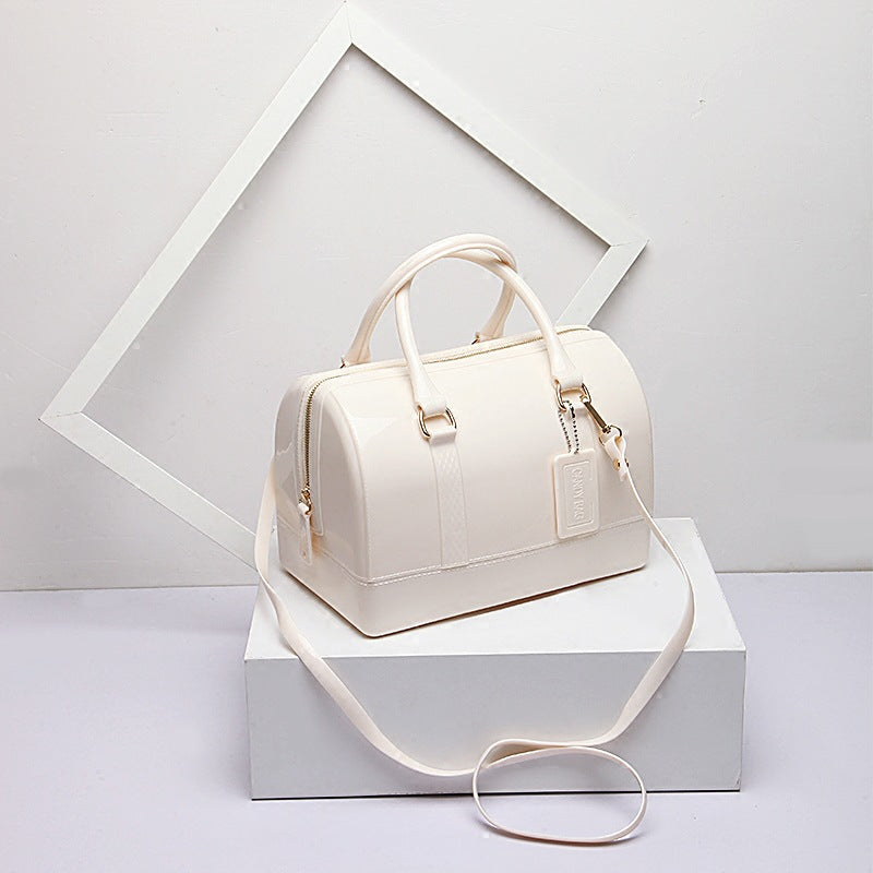 Bolso de hombro tipo almohada en colores caramelo